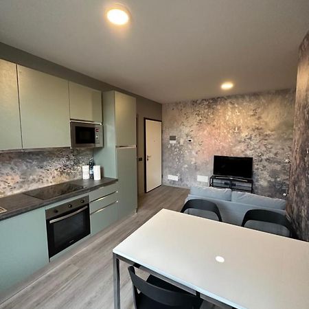 Corte Grande Apartment Lipomo Extérieur photo